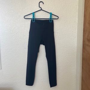 Lululemon Instill High-Rise Tight 25” size 4